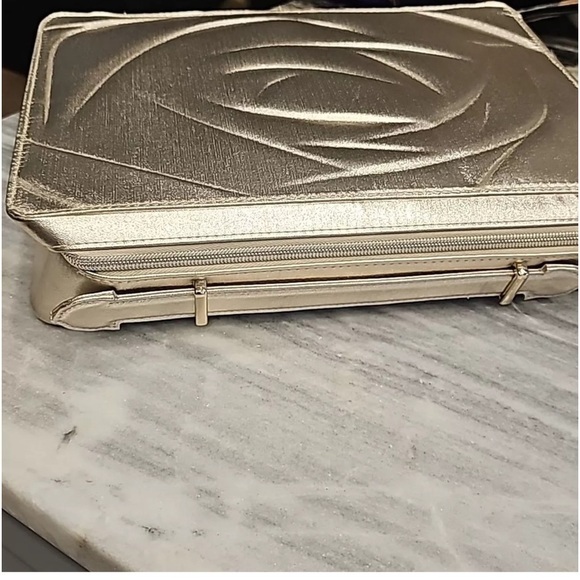 LaCome  travel cosmetic gold bag NWOT - Picture 2 of 6